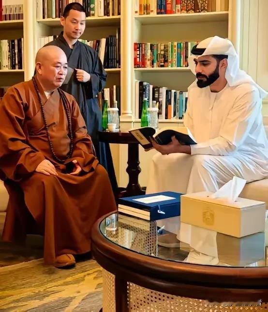 终于弄明白了！为啥几十年相安无事，现在要对大和尚动手了！因为他干的这件事：