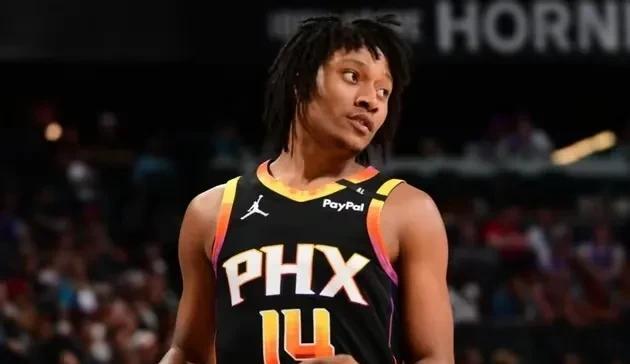 快船继续补强阵容，训练营合同签下泰泰-华盛顿和小帕特里克-鲍德鲍德温上赛季