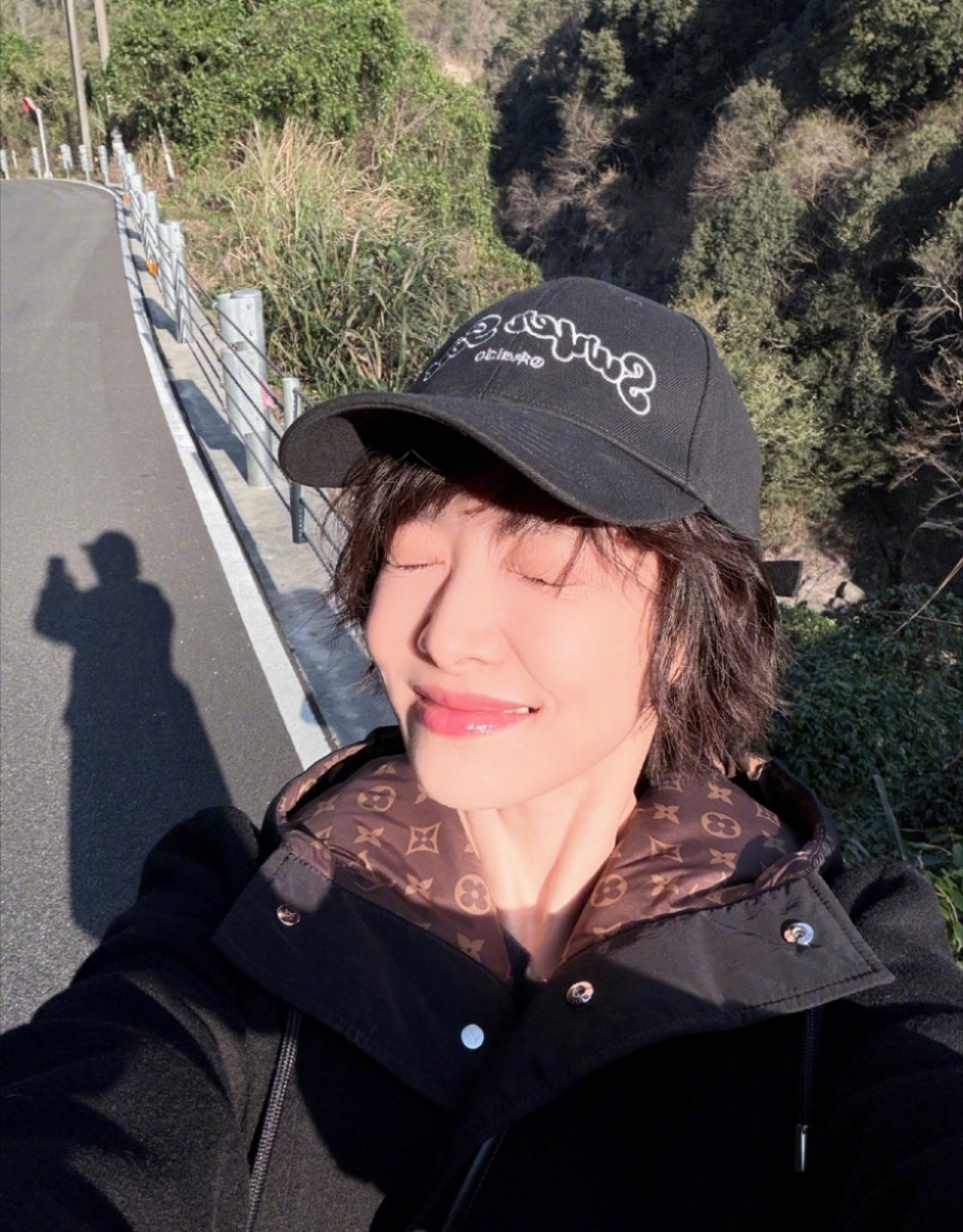 宋茜头发是自己卷的吗，好可爱的小卷毛发型！