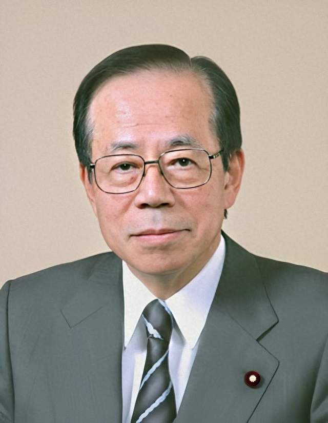日本前首相福田康夫于10月22日在东京医院病逝, 享年90岁!