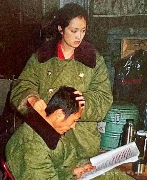 1987的巩俐和张艺谋，两人有过短暂的缘分，也可以说是有缘无份。筹拍《红高粱