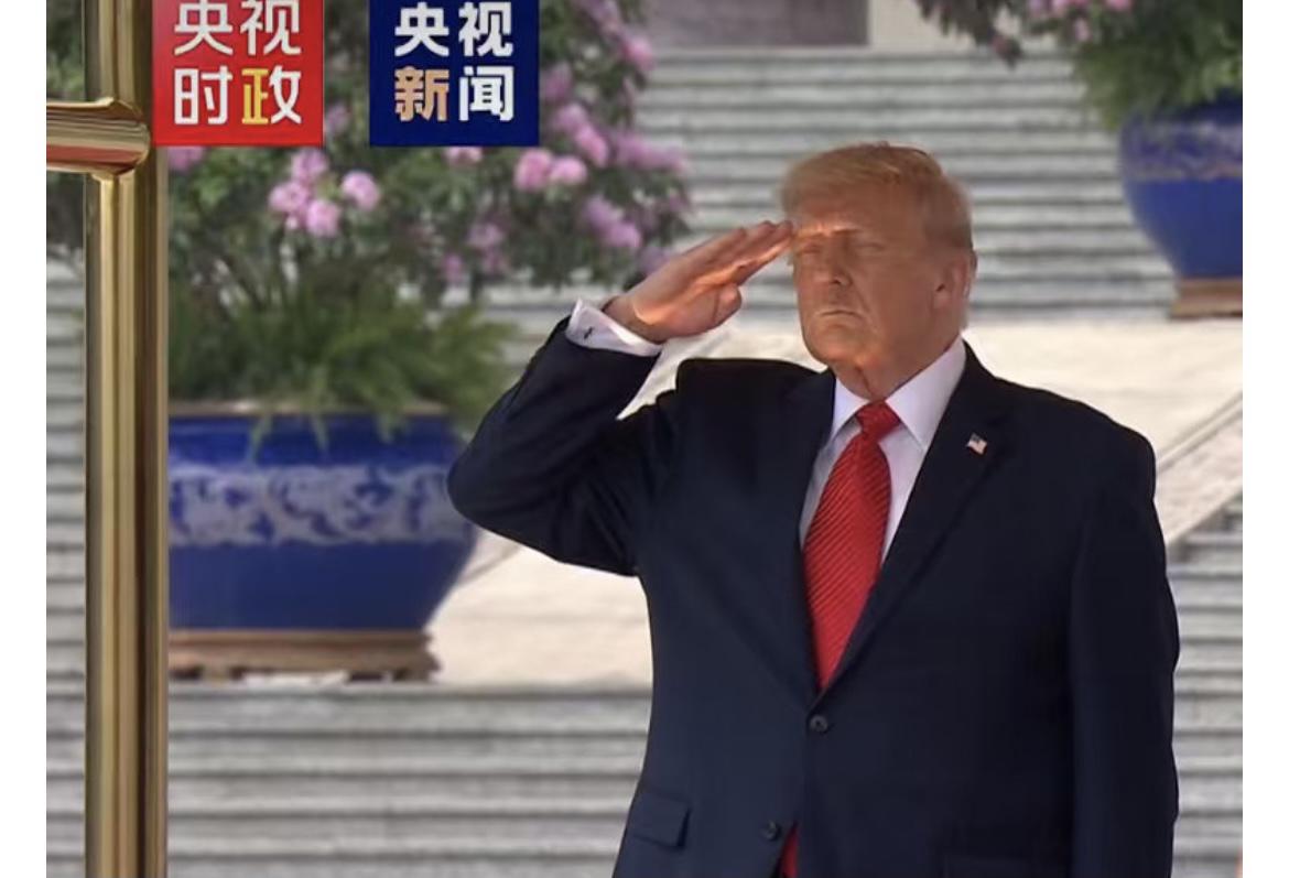懂王这次来，倒是印证了一个事实！本以来对于老对头特朗普的到来，大家回不淡定。没