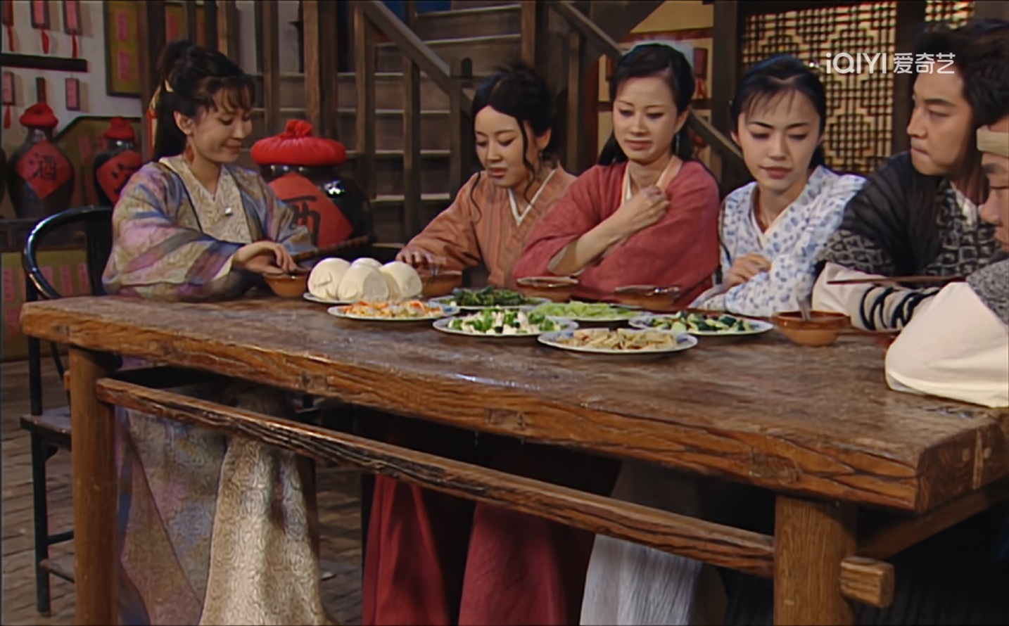 《我为湘玉存大钱》第174集你的南宫师妹是一个素食主义者，不仅把客栈里的鸡鸭鱼都