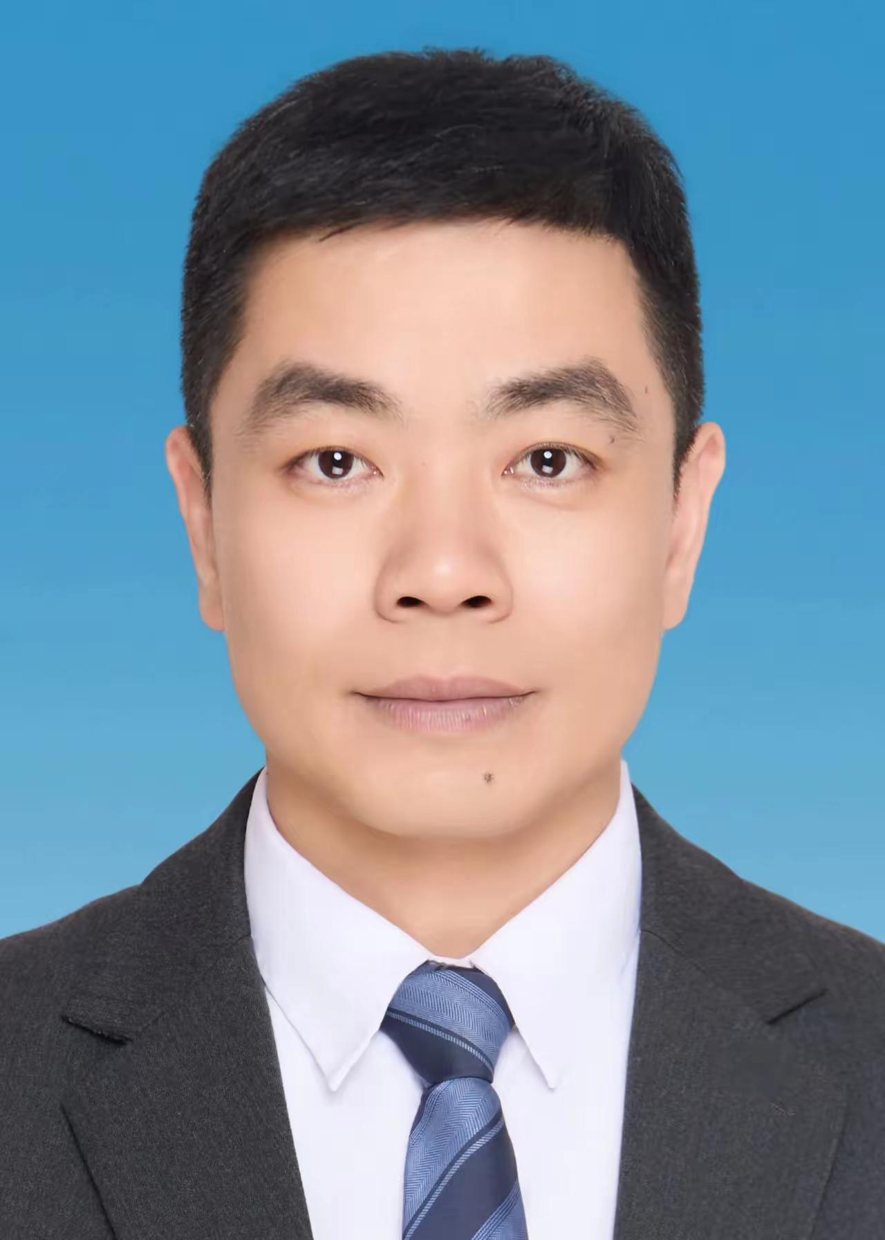 李盛烨任三明市副市长！82年出生、二级高级法官空降，这3个信号你看懂了吗？2
