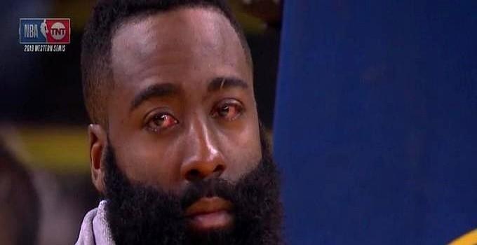 快船这进攻，真是卡在伦纳德“硬凿”这事儿上了！光靠他一个人高位持球单打，再稳也显