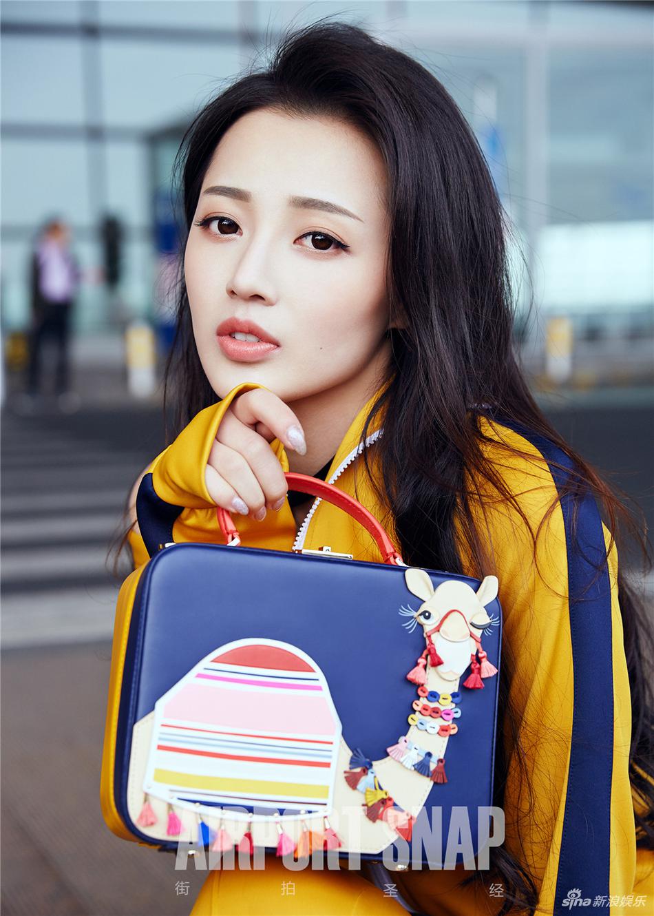 组图三生缪清公主王秀竹早春大片演绎街头欧美范儿