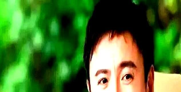 手握464亿票房的沈腾，硬是快一年没进组拍戏了。不是没人找，是他真不敢接。横