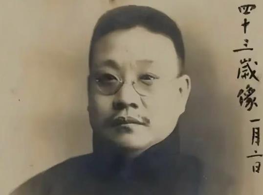 “我谭延闿已死，抬我出殡！”1916年秋日的一天，时任湖南总督的谭延闿母亲李氏