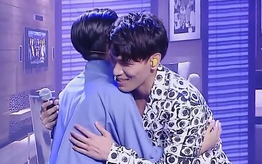 [杨宗纬&王佩瑜]清唱《凉凉》,瑜老板说她是杨