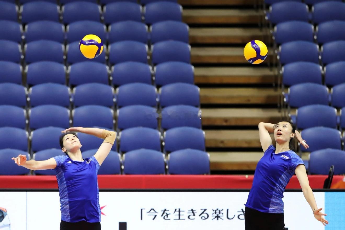 一开始，王媛媛倾向于去日本联赛，但天津女排方面认为，如果选择“留洋”，就应该去意