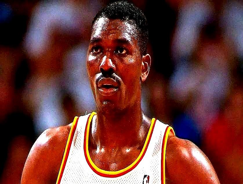 约基奇们把三双刷成了日常，却对它无能为力。自1994年大卫罗宾逊拿下34分1