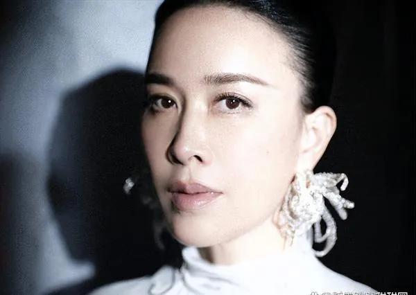 娱乐圈内人品极差的十位女星，形象是个料百出啊！哪一位的比较厉害？第一位:马蓉出