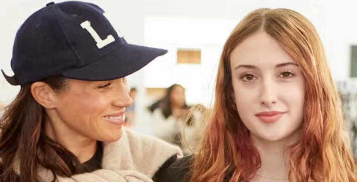 梅根·马克尔弃王室光环,投身女性公益,14岁少女烈火中涅槃!“不想当公益领袖的