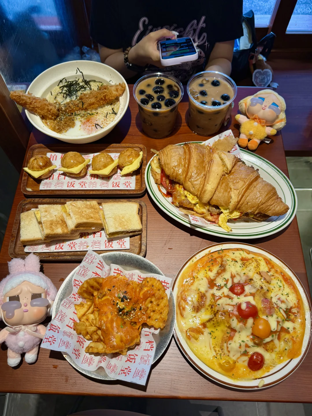 广州北京路新开的！一二人食快乐穷穷屋！！