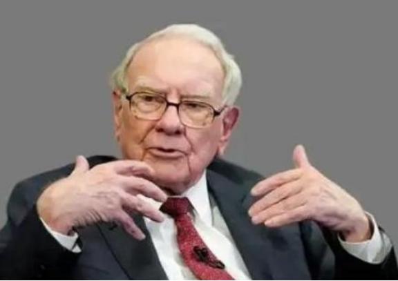 95岁巴菲特退休爆预言：“美日会更强大”！人们在猜“咋不提中国”时，没成想他关于