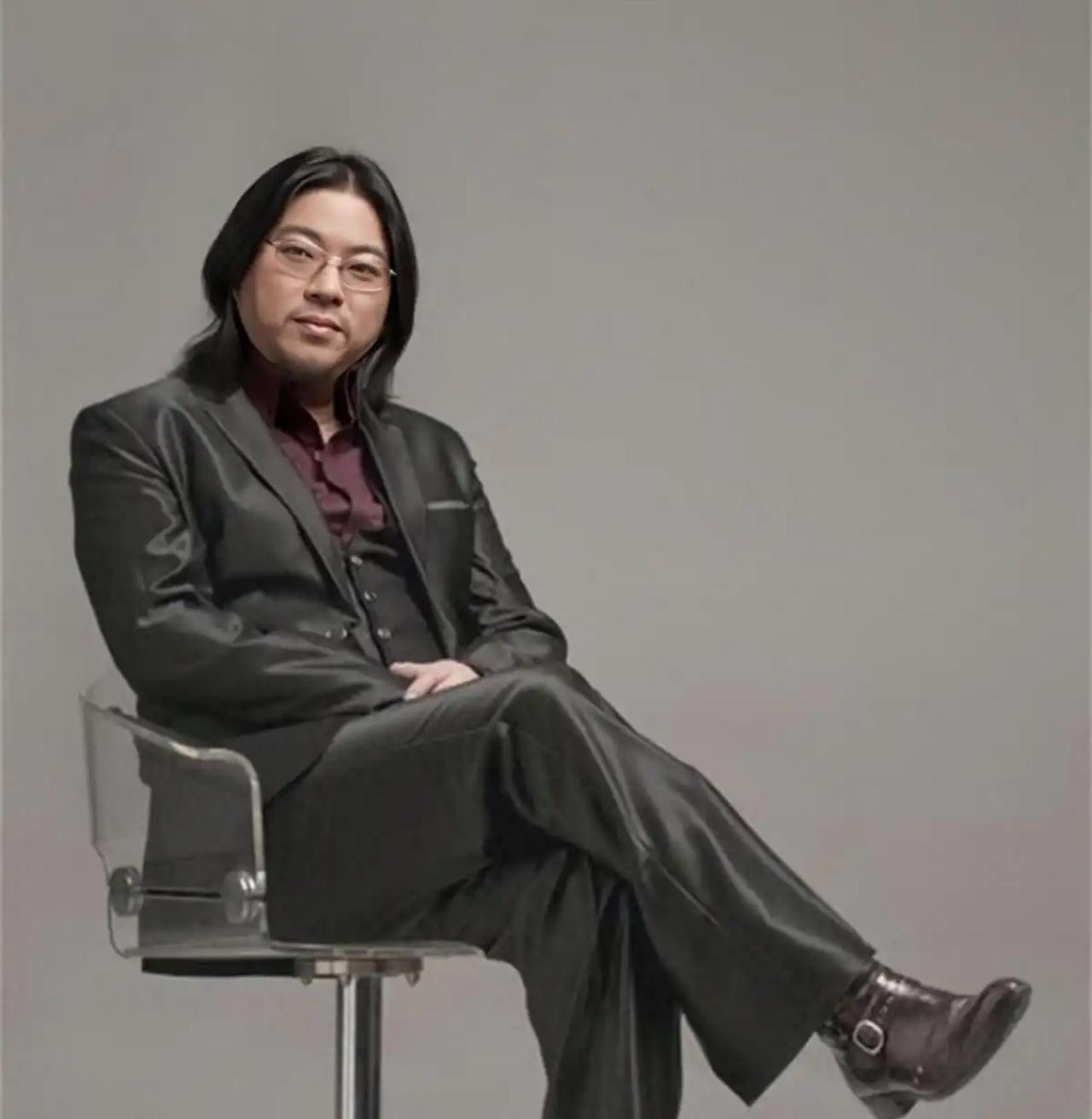 高晓松母亲回国引起轩然大波，于是高晓松过往言论再次被扒！你会发现他的收入全是