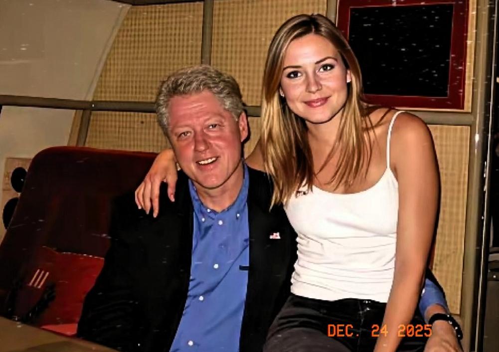 克林顿最近的日子显然不好过，关于他去过萝莉岛的消息已经彻底实锤，相关文件里的细节