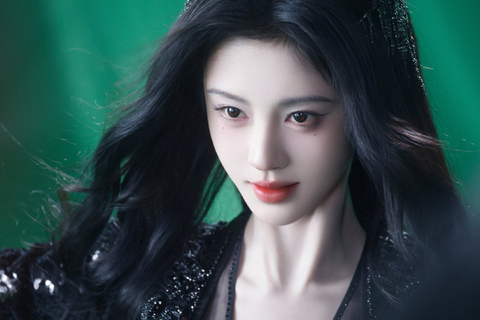 鞠婧祎古早和现在的脸有人能认出是同一个吗？