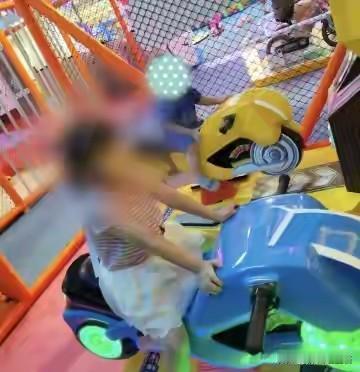 最近宁波妇儿医院的医疗事件闹得沸沸扬扬。先是有男子称5岁女儿2023年12月在该