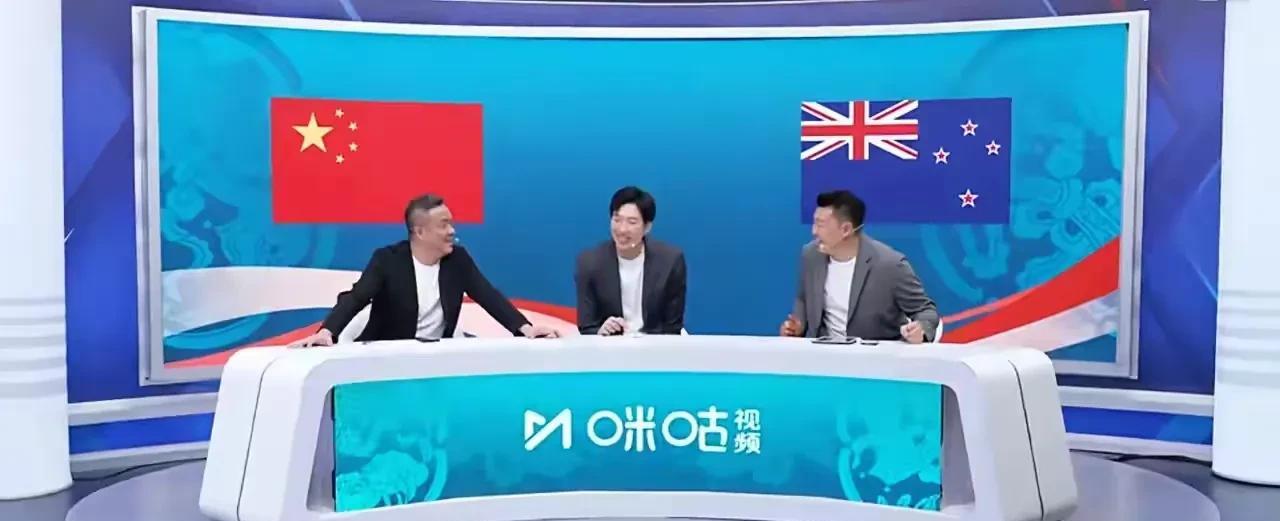 讲真的，很多球迷都不喜欢周琦，而在中国男篮晋级亚洲杯决赛后，我更讨厌这个周琦了！
