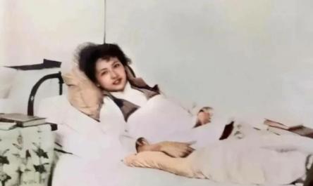 1929年，林徽因刚生了孩子，被撑大的肚子还没恢复，梁思成却拿起相机一顿拍！19