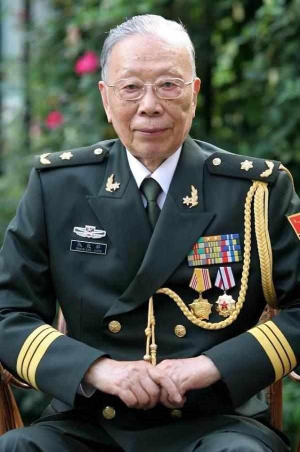 他撑起中国计算机从零到亿次的跨越！无名拓荒院士，奠基大国算力根基张效祥，中