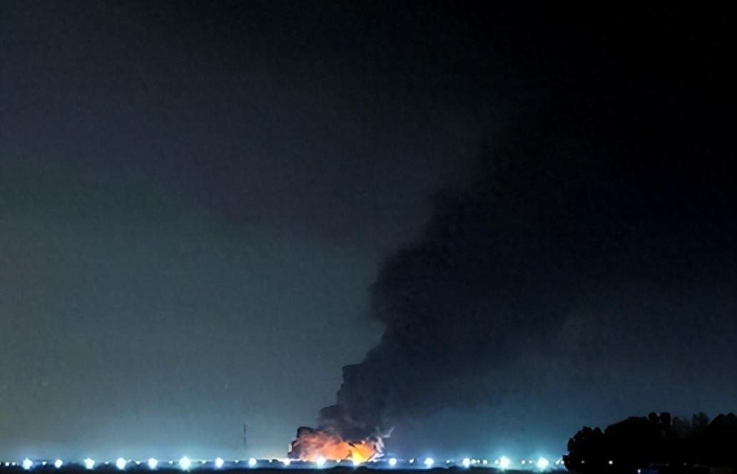 这下好了！大家都打着波斯的旗号打美军基地，老美连下黑手的是谁都找不到了伊拉克