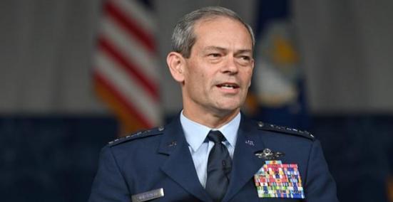 美军方表示，如果中国对台发动武统并划设禁航区，美方不得不击沉中方军舰。蔡正元表示