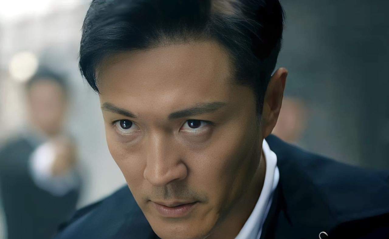 《潜渊》：书生被捕会不会是军统的死间计划？梁朔应该有三层身份，除了76号行动处