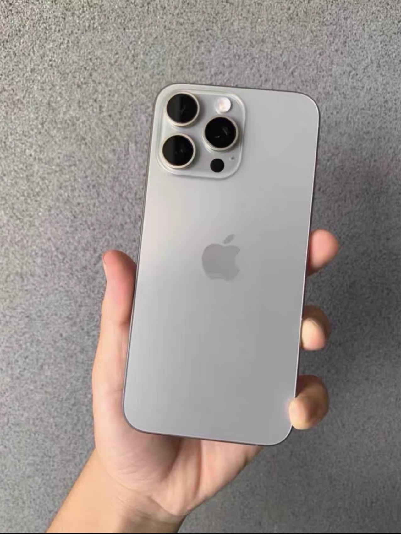 如果要找出一台苹果发热最严重的手机，iPhone15ProMax当之无愧。不