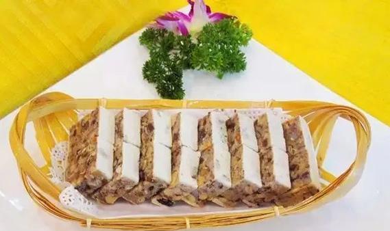 海南省儋州市十大美食一、东坡香糕二、黄皮鸡三、长坡米烂四、海鲜火锅五、