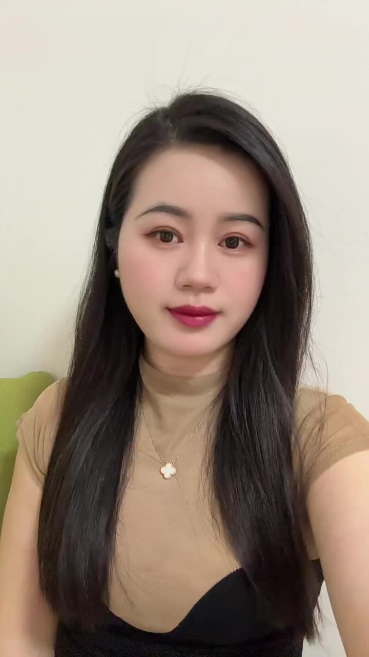 深知自己平凡普通，但我永远爱我自己！