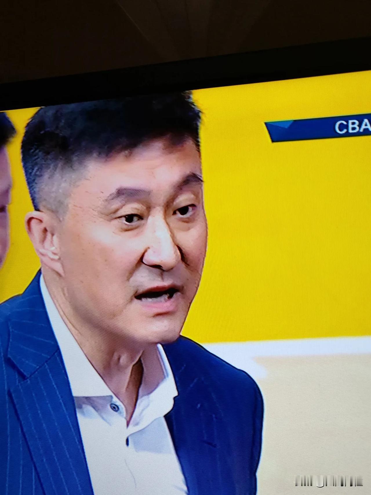 今晚7点30分，将上演广东与浙江男篮争夺小组第一好戏，粤浙两队此前都是两战全胜，