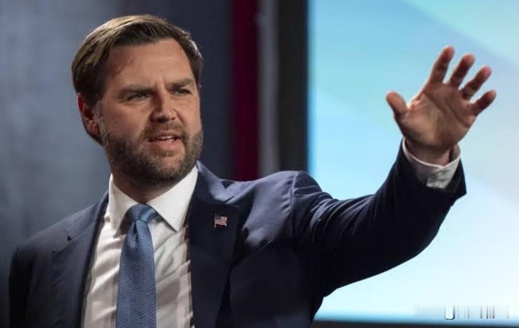 这下万斯悔断肠了，白宫记者会枪声响起那一秒，他错过了政治生涯里最值钱的五步路，往