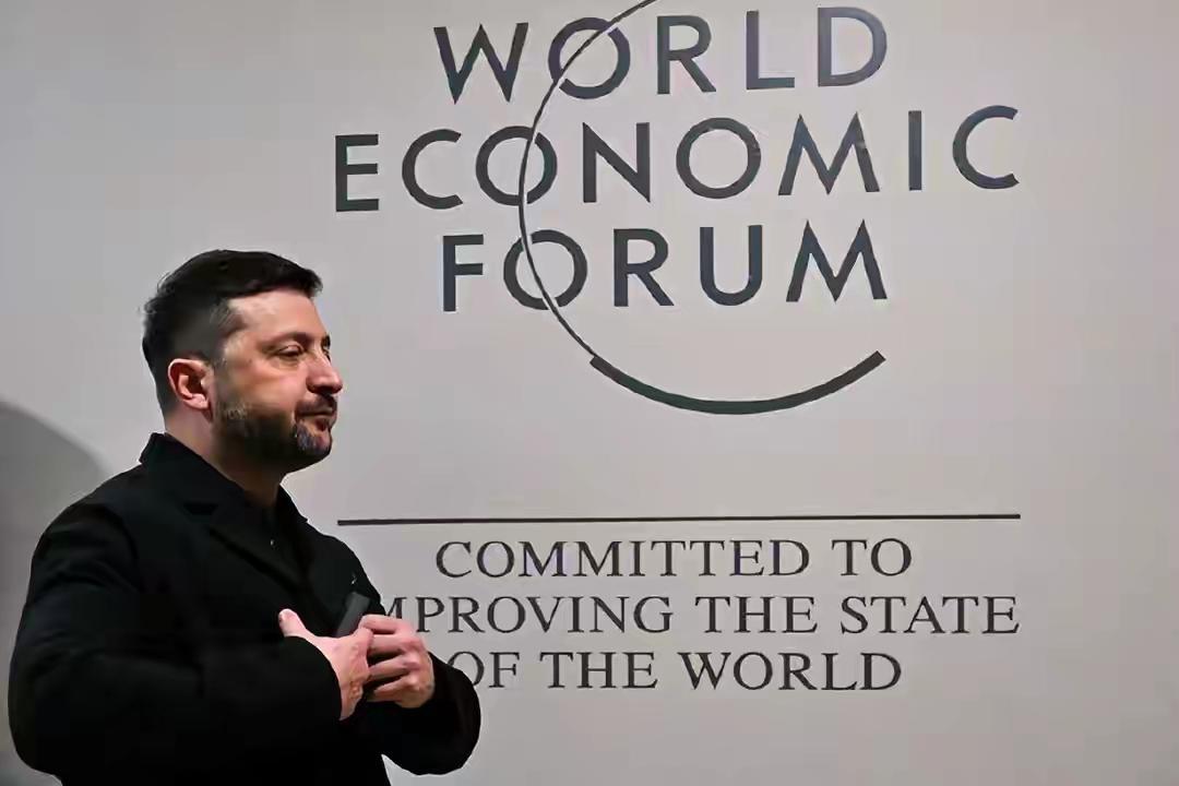 泽连斯基：欧洲无力自保，谁还管乌克兰死活？来源于X原推特罗鸿：泽连斯基这话戳