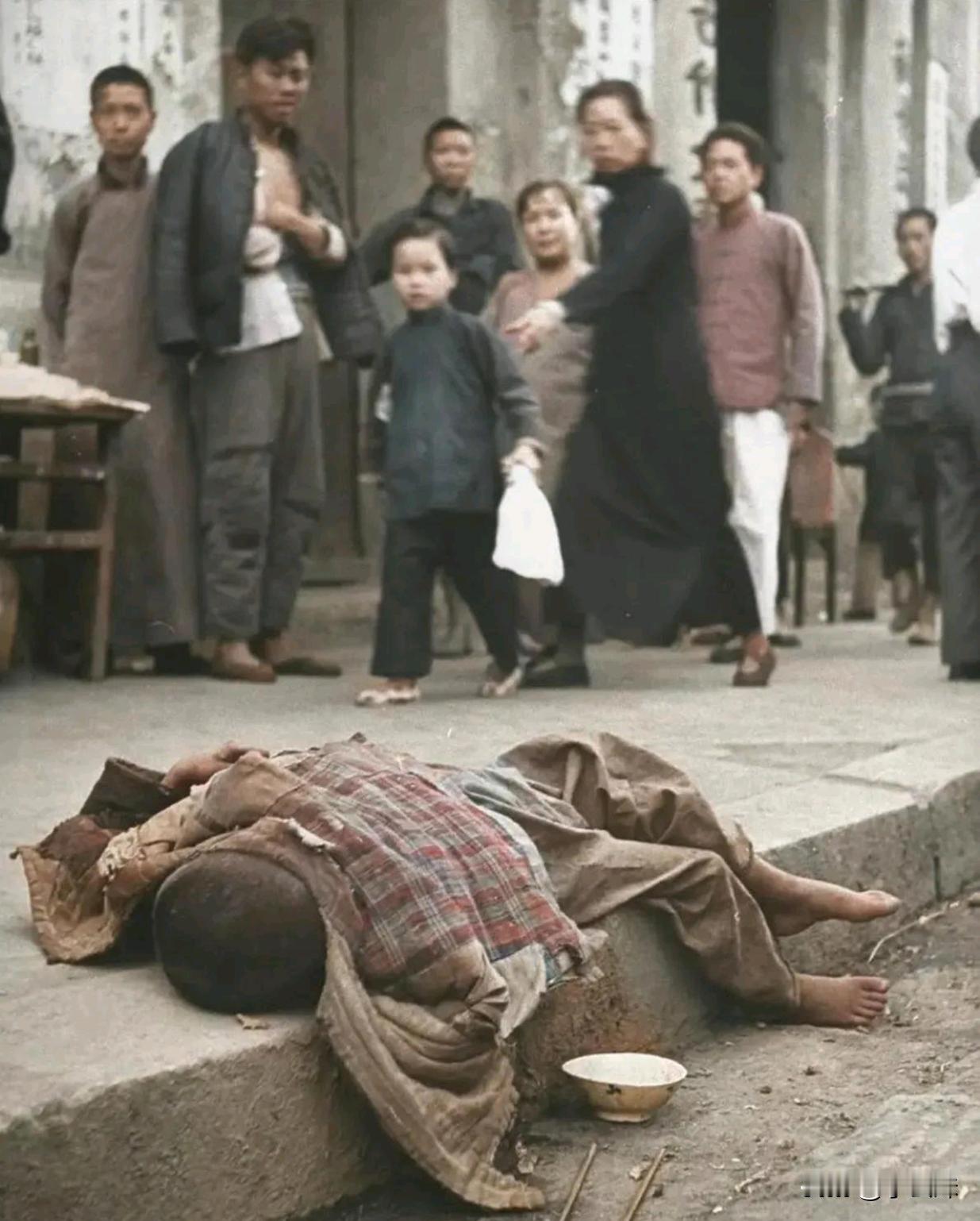 那个年代穷人家的小孩