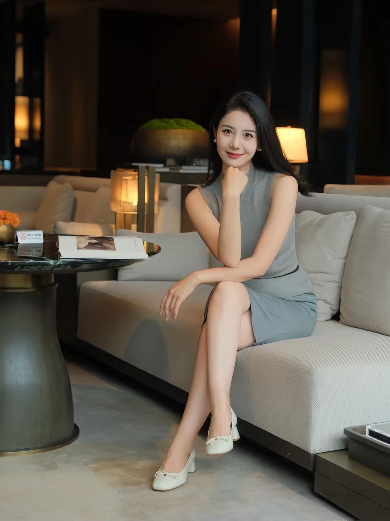 晒的是免费太阳，呼吸是的免费空气，阳光很暖，生活要简单[比心][玫瑰]