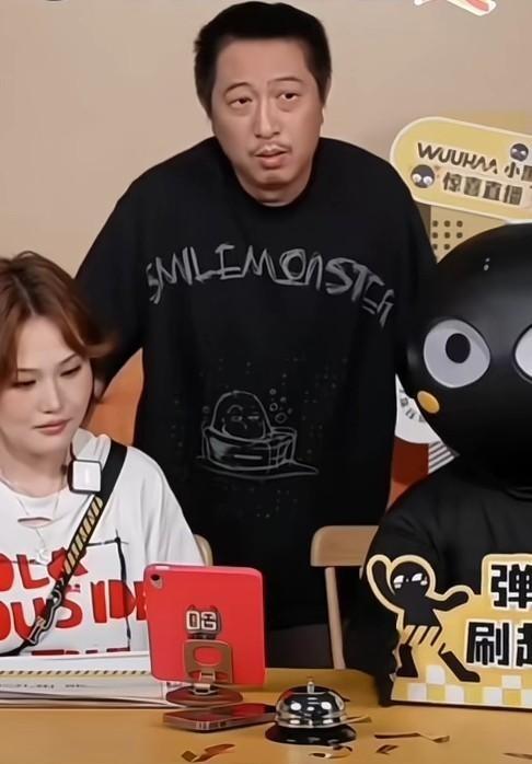 五哈导演王征宇这段话太圈粉了！面对观众吐槽节目不好看，他说别吵，好看难看都正常，