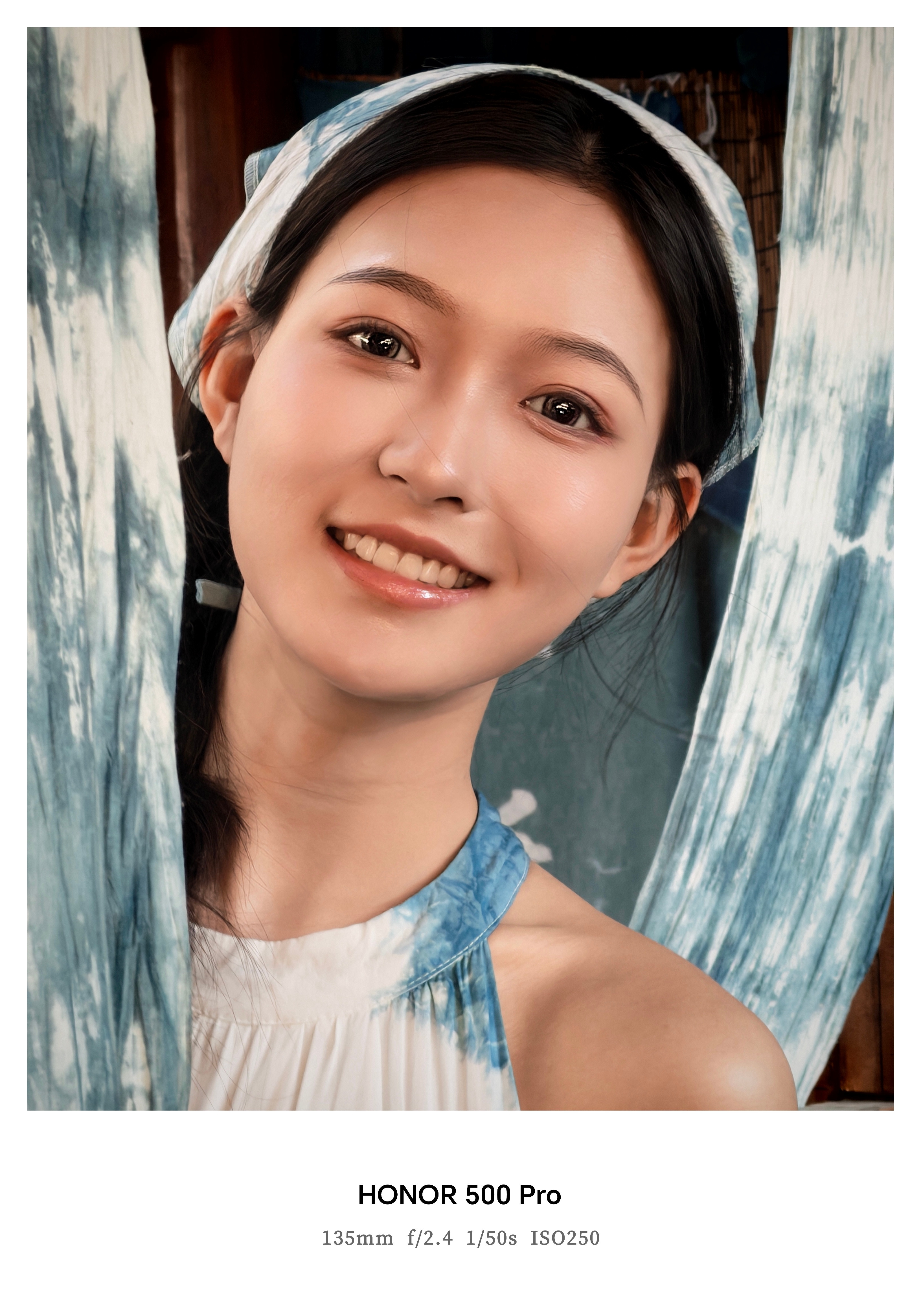 今天来侗寨拍照片，荣耀500的人像能力真的强，照片质感拉满了中国秋冬无滤镜神级