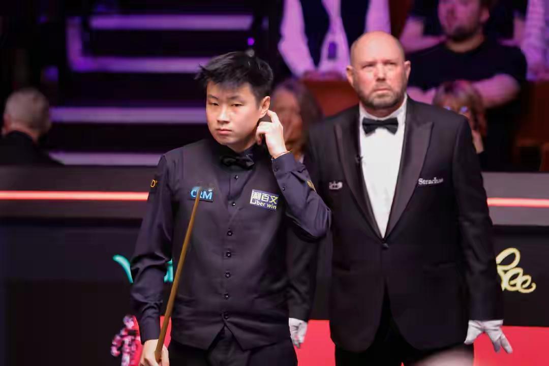 **真的不可理喻！**就在赵心童止步八强后，我本以为舆论会是惋惜和鼓励。毕竟