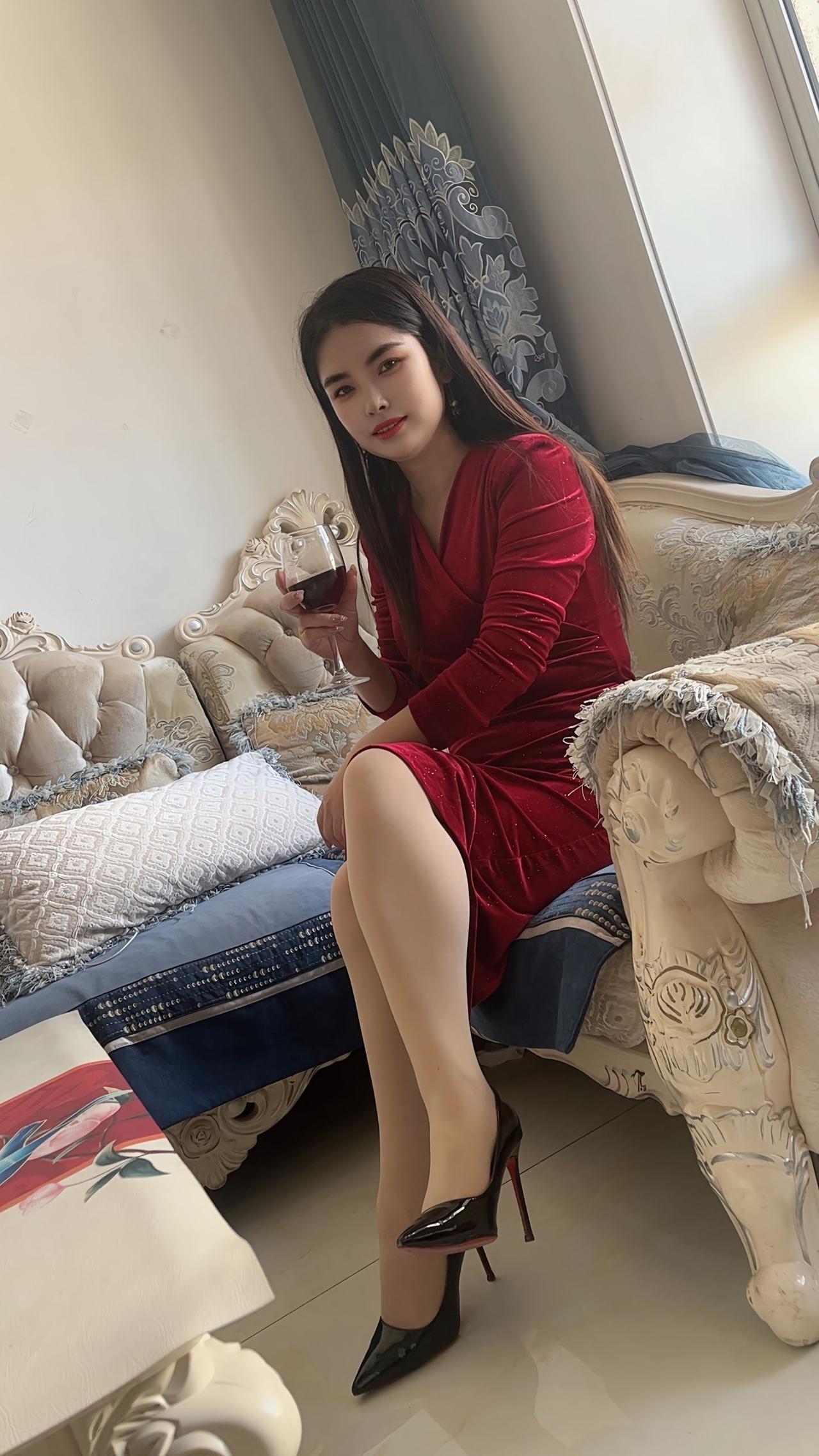 你认为高跟鞋会被淘汰吗?