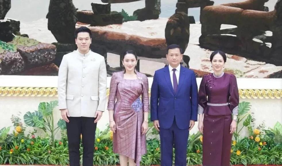 这两个邻国爆发领土争端，我们有点尴尬近期，泰国和柬埔寨这两位小兄弟又因领土问题