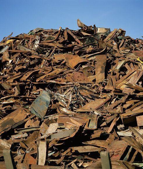 这种也叫铁矿，含铁量吊打一切铁矿石。有一个经验公式：人均钢铁积蓄量达到十吨