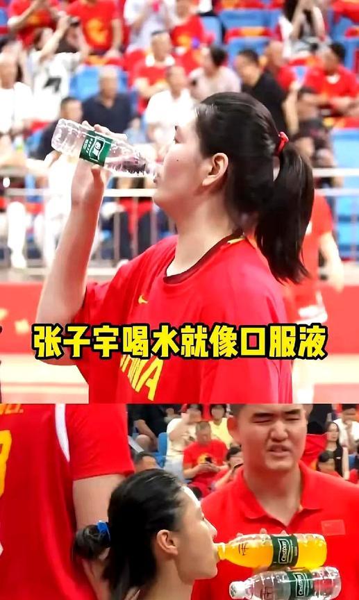 2米26的张子宇，对手到底怎么防？这简直是女篮赛场上无法解决的难题。矿泉水瓶