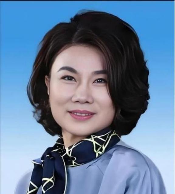 一次，俞敏洪问董明珠：“为什么你丈夫去世39年你都没有再婚？”董明珠也不藏