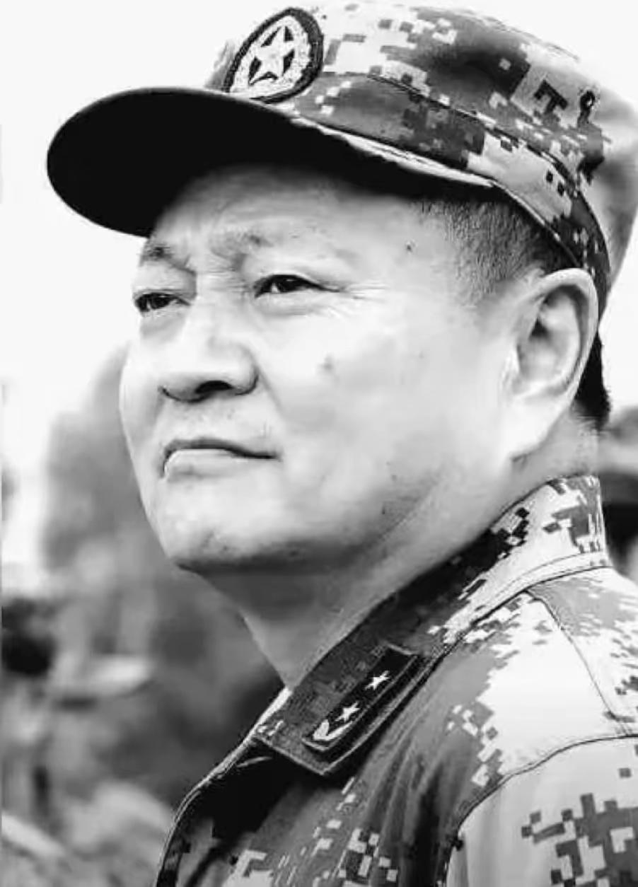 走到这一步，还有人揣着明白装糊涂看不清反腐的硬形势？还在盼着腐败能软着陆，这想法