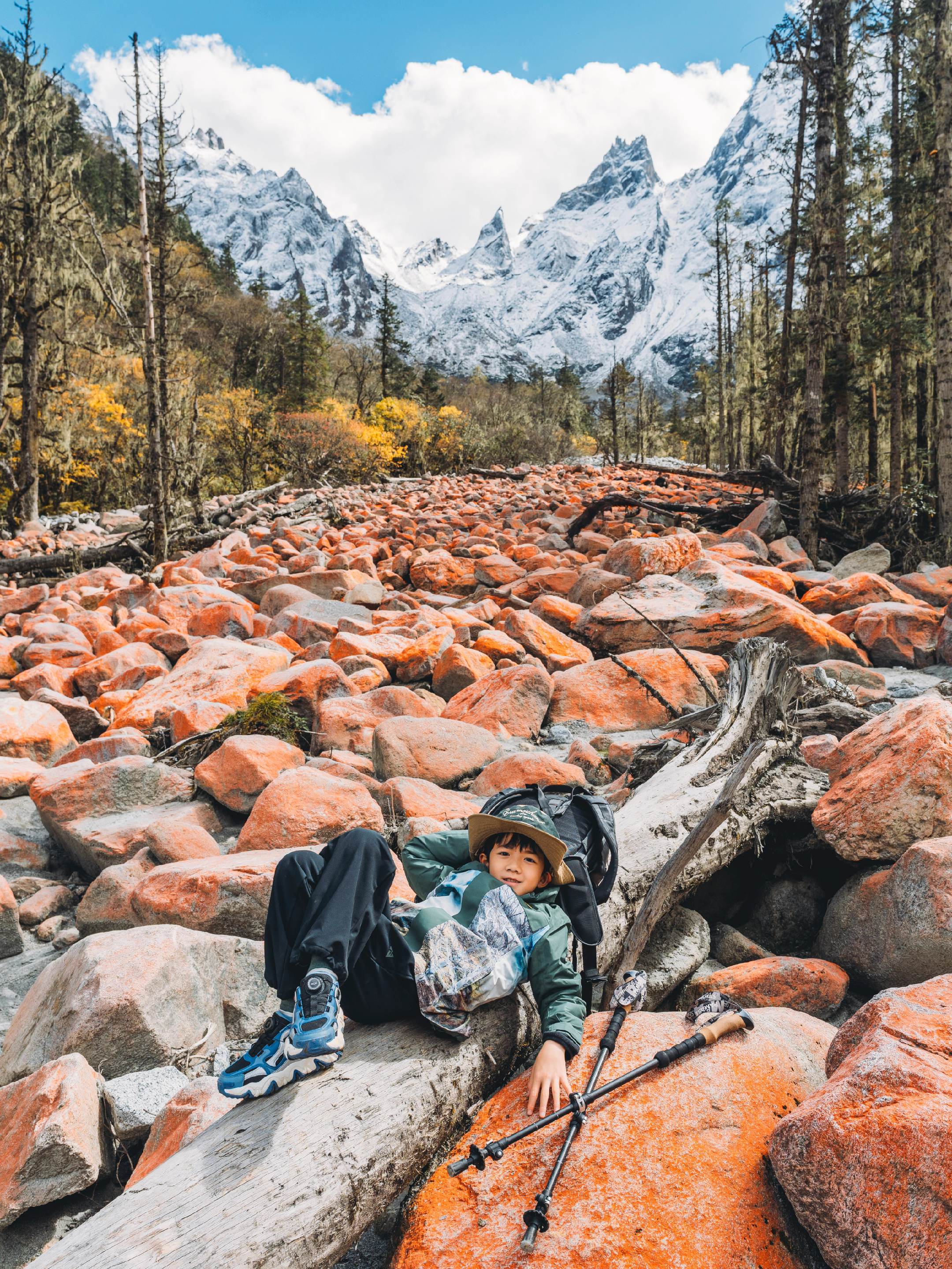 成都3小时：接下来的川西是……接下来的川西是这个样子，红叶🍁+雪山?...