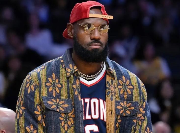 历史最大的詹黑来了，这把詹姆斯损的都要骂街了！美媒名嘴Skip谈到詹姆斯是这么