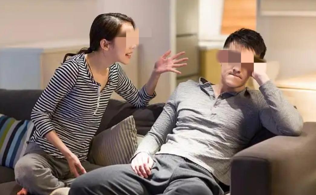 细思极恐！山东青岛，女子和男友吵架后，在酒店开了间房想冷静一下，谁知半夜时分，男