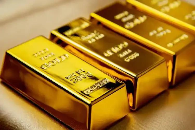 黄金现在还能不能买？手里的黄金要不要卖？这波行情啥时候结束、结束有啥信号？涨上天